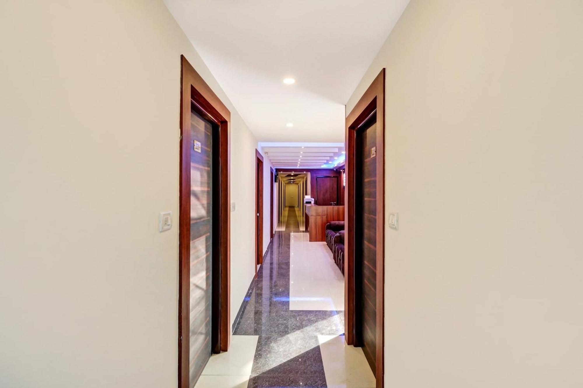 Super Hotel O Silver House Near Mantri Square Mall Bangalore Ngoại thất bức ảnh